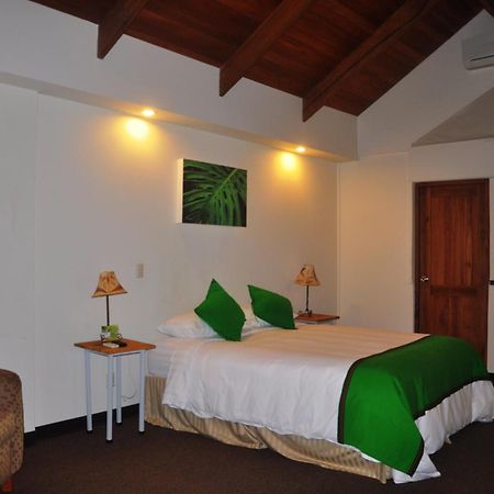 Legacy Boutique Hotel Quesada  Szoba fotó